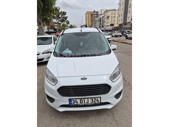 Sahibinden Ford Tourneo Courier 1.5 TDCi Journey Titanium 2020 Model