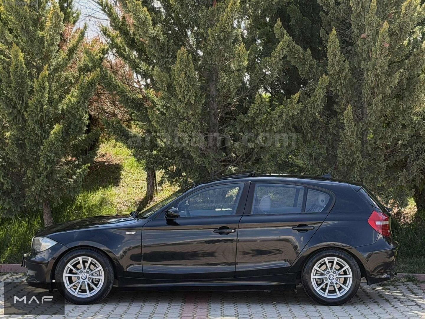 Galeriden BMW 1 Serisi 118i Standart 2007 Model Ankara 239.000 km Siyah 4