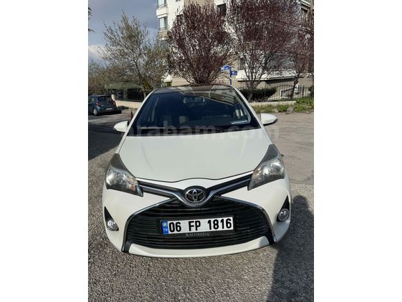 Sahibinden Toyota Yaris Otomatik Cam Tavan  2015 Model 
