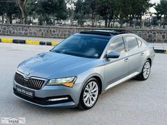 CAM TAVAN 2019 YENİ KASA SKODA SÜPERB 1.6 TDİ DSG FULL PAKET