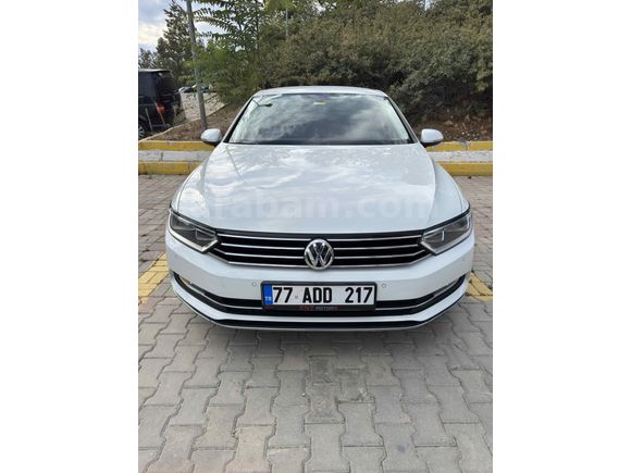 Temiz aile aracı hatasız boyasız düşük km 

