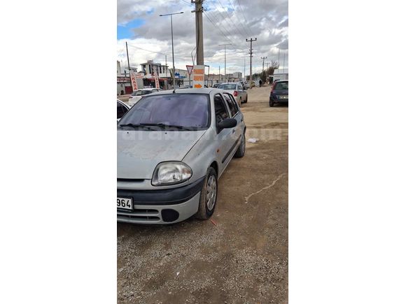 Sahibinden Renault Clio 1.6 RTE 2000 Model 