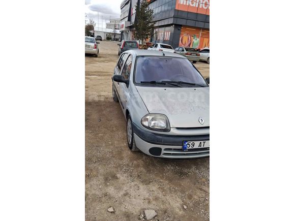 Sahibinden Renault Clio 1.6 RTE 2000 Model 