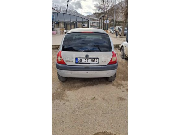 Sahibinden Renault Clio 1.6 RTE 2000 Model 