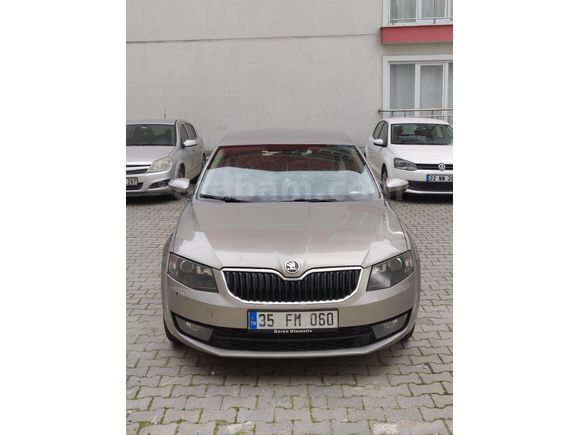 Sahibinden Skoda Octavia 1.6 TDI Elegance CR 2013 Model