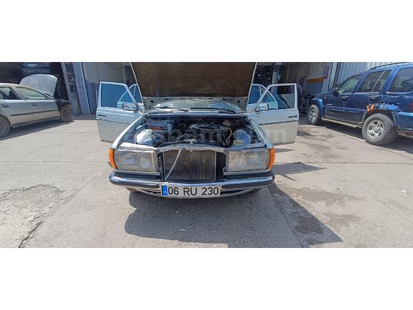 Sahibinden Mercedes - Benz 230 E 1982 Model