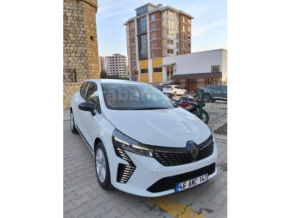 Sahibinden Renault Clio 1.0 TCe Evolution 2025 Model
