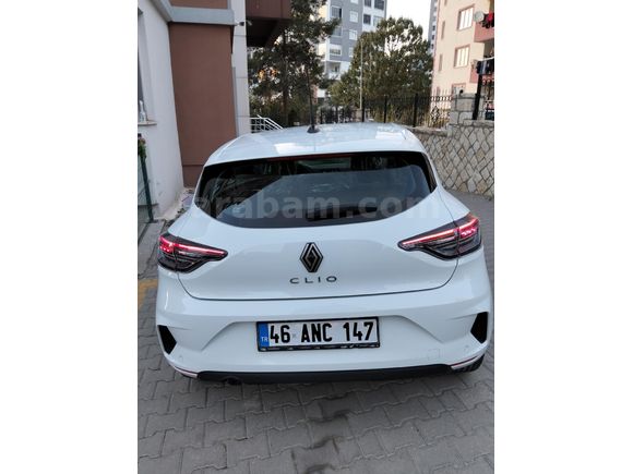 Sahibinden Renault Clio 1.0 TCe Evolution 2025 Model