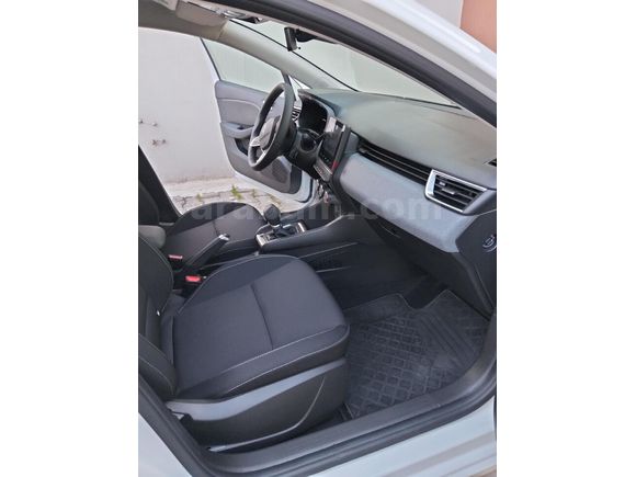 Sahibinden Renault Clio 1.0 TCe Evolution 2025 Model