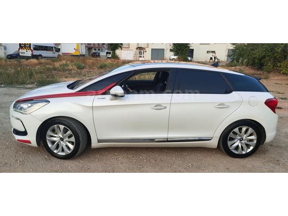Sahibinden DS Automobiles DS5 1.6 e-HDi DSport 2012 Model 