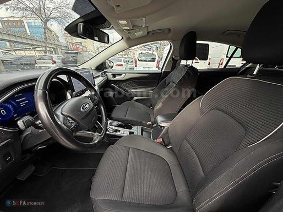 2023 FORD FOCUS 1.5 ECOBLUE TİTANİUM X HATASIZ
