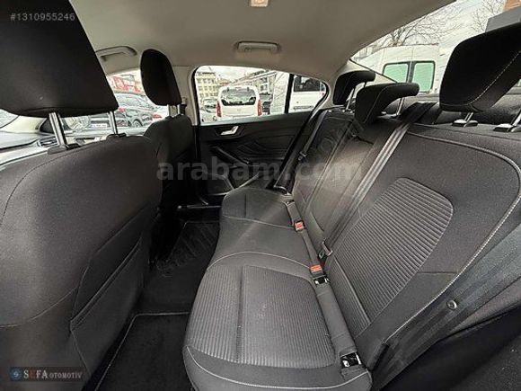 2023 FORD FOCUS 1.5 ECOBLUE TİTANİUM X HATASIZ