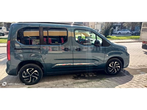 Sahibinden Toyota Proace City 1.5 D Flame X-Pack 2025 Model İzmir