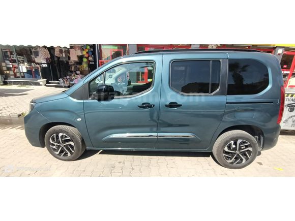 Sahibinden Toyota Proace City 1.5 D Flame X-Pack 2025 Model İzmir