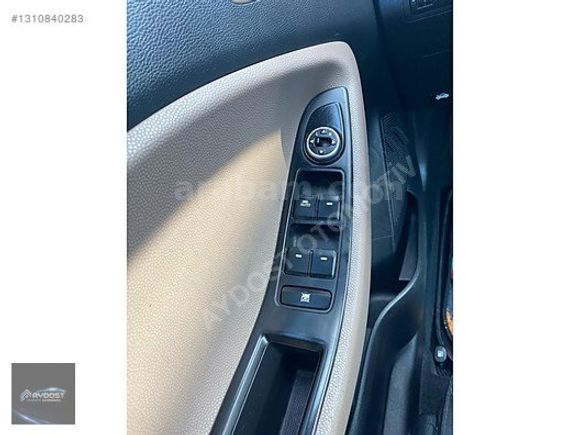 HYUNDAİ İ20 1.4 CRDİ STYLE+ PANORAMA