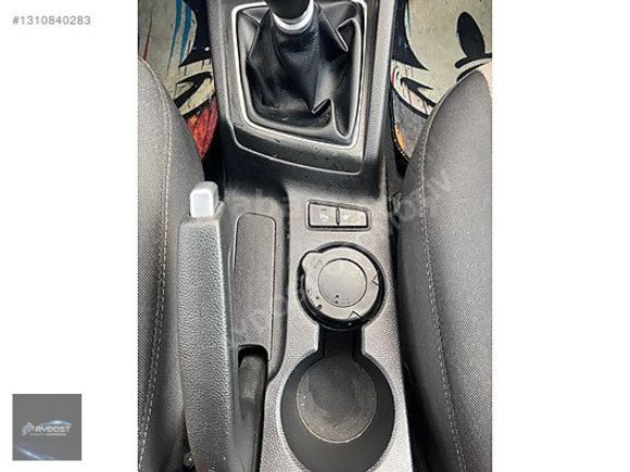 HYUNDAİ İ20 1.4 CRDİ STYLE+ PANORAMA