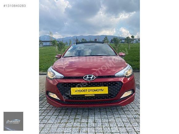 HYUNDAİ İ20 1.4 CRDİ STYLE+ PANORAMA