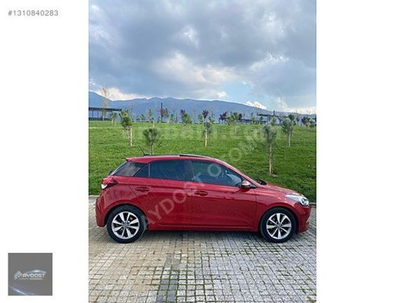 HYUNDAİ İ20 1.4 CRDİ STYLE+ PANORAMA