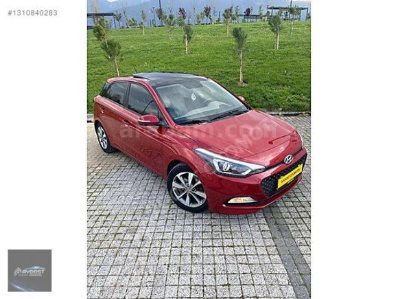 HYUNDAİ İ20 1.4 CRDİ STYLE+ PANORAMA