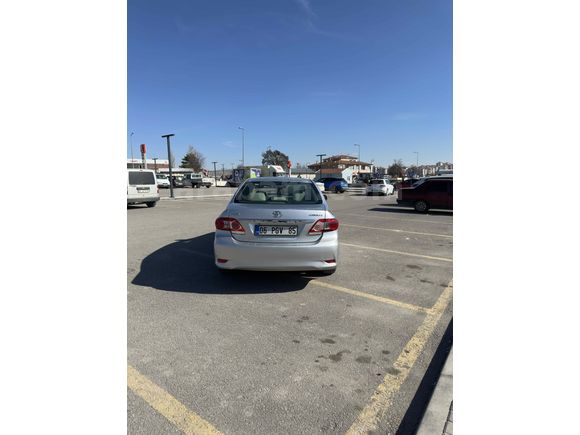 Toyota Corolla 1.6 Elegant 2011 