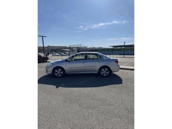 Toyota Corolla 1.6 Elegant 2011 