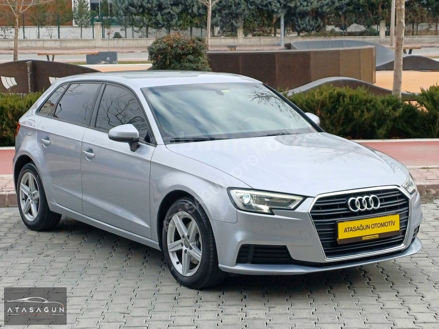Galeriden Audi A3 Sportback 35 TFSI Dynamic 2017 Model Konya 175.000 km Gri 4