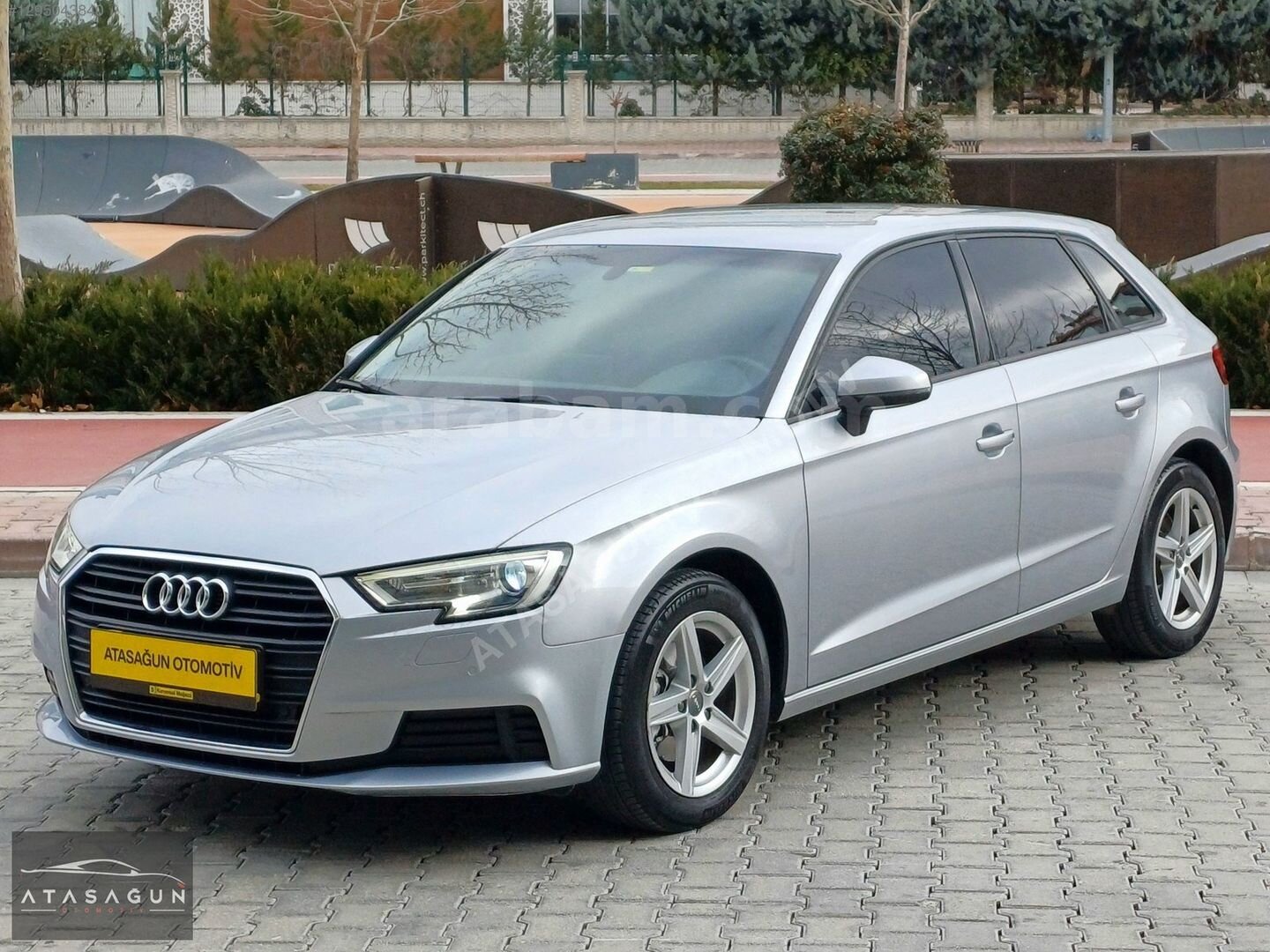 Galeriden Audi A3 Sportback 35 TFSI Dynamic 2017 Model Konya 175.000 km Gri 5
