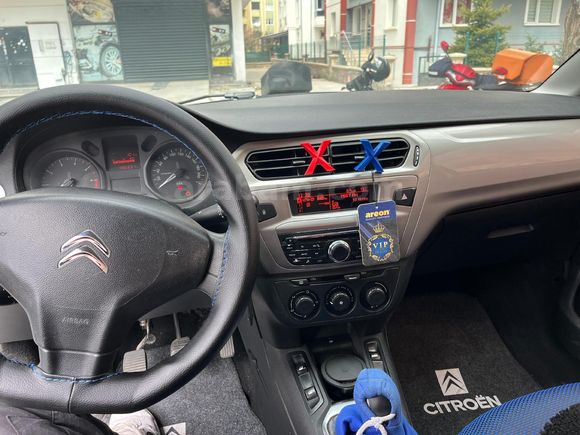 MEMURDAN  Citroen C-Elysée 1.6 HDi Exclusive 2017 Model  199.300 km Beyaz
