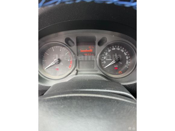 MEMURDAN  Citroen C-Elysée 1.6 HDi Exclusive 2017 Model  199.300 km Beyaz
