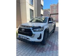 Sahibinden Toyota Hilux 2.4 D-4D 4x2 Adventure 2022 Model 