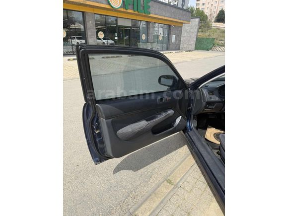 Temiz bakımlı otomotik
