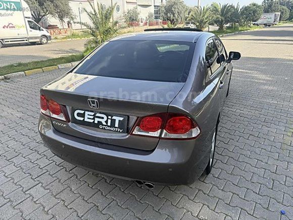 ***2011 HONDA CİVİC 1.6i ELEGANCE OTOMATİK 125 HP-12 TAKSİT***