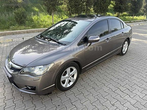 ***2011 HONDA CİVİC 1.6i ELEGANCE OTOMATİK 125 HP-12 TAKSİT***