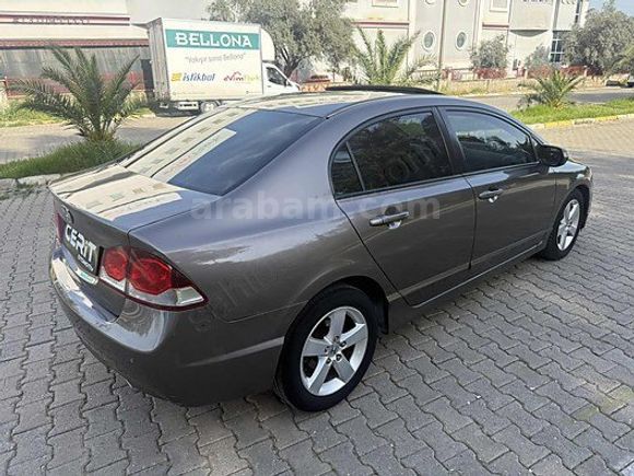 ***2011 HONDA CİVİC 1.6i ELEGANCE OTOMATİK 125 HP-12 TAKSİT***