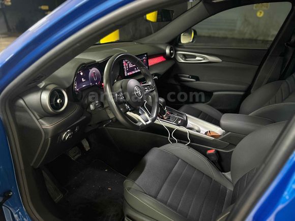 Sahibinden Alfa Romeo Tonale 1.6 D TI 2023 Model  45.000 km Mavi
