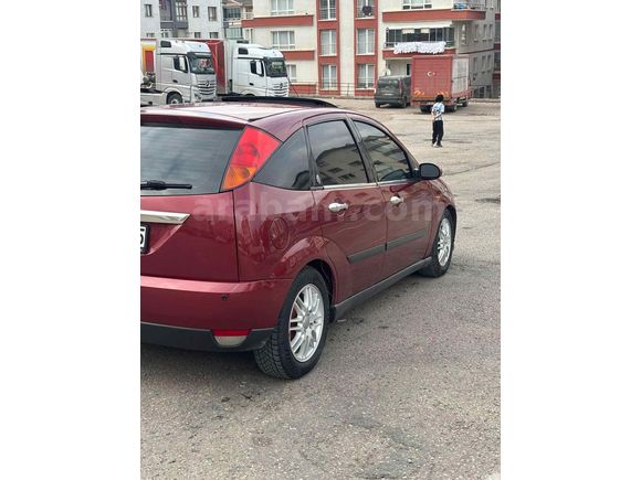 Sahibinden Ford Focus 1.6 Ghia 1999 Model 