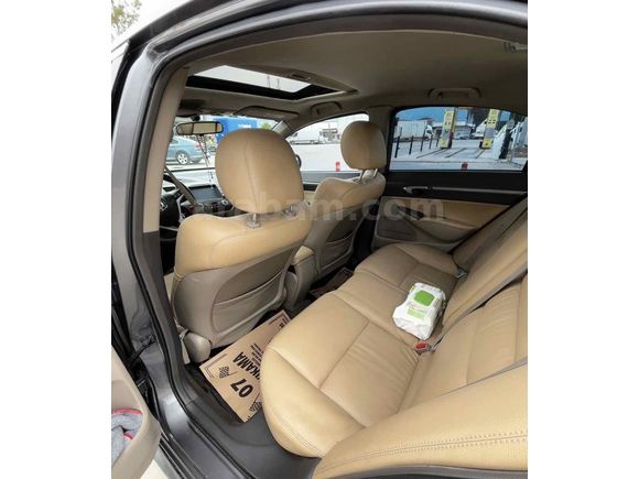 2010 civic elegance özenle kullanılmış temiz ve diri araç 