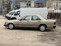 KK12TK 1986 MERCEDES 230E 282.195 KM