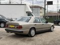 KK12TK 1986 MERCEDES 230E 282.195 KM