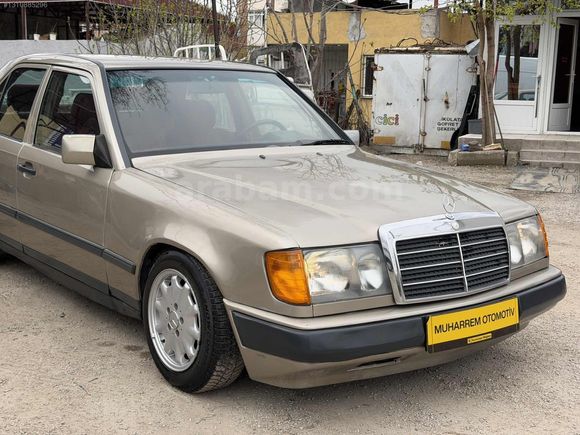 KK12TK 1986 MERCEDES 230E 282.195 KM