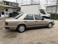 KK12TK 1986 MERCEDES 230E 282.195 KM