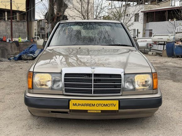 KK12TK 1986 MERCEDES 230E 282.195 KM