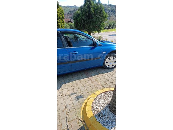 Sahibinden Renault Megane 1.4 Authentique 2007 Model
