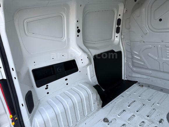 AKTİF den 2018 FİORİNO CARGO 1.3 MULTİJET 95 HP BAKIMLI. .