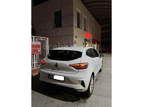 Sahibinden Renault Clio 1.0 TCe Evolution 2025 Model 