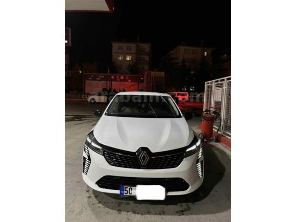 Sahibinden Renault Clio 1.0 TCe Evolution 2025 Model 