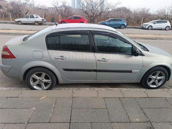 Sahibinden Renault Megane 1.5 dCi Dynamique 2005 Model