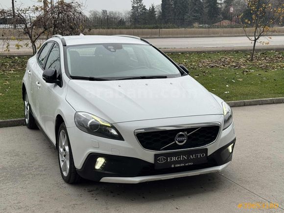 V40 CROSS COUNTRY 1.6 D DİZEL OTOMATİK!!