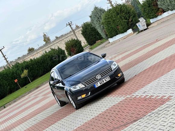 Sahibinden Volkswagen Passat 1.4 TSi BlueMotion Trendline 2012 Model  241.000 km Gri