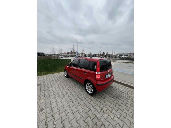 Sahibinden Fiat Panda 1.2 Dynamic 2005 Model  275.000 km Kırmızı